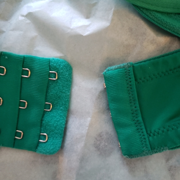 Fredericks of Hollywood 36d push up Bra - Picture 6 of 6